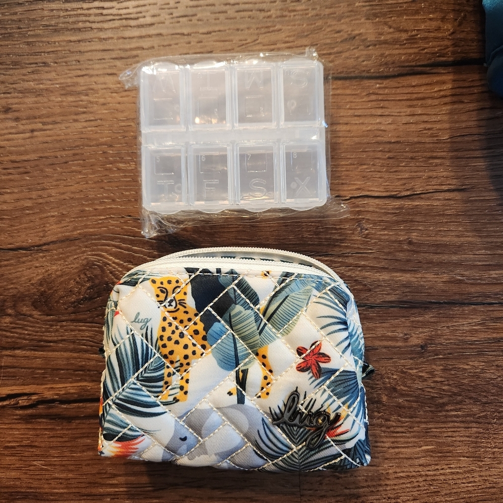 Lug Mini Choo Choo Pill Box Wildlife Cream
